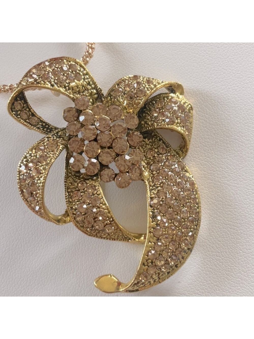 Betsey Johnson Alloy Gold Rhinestone Bow Necklace Brooch